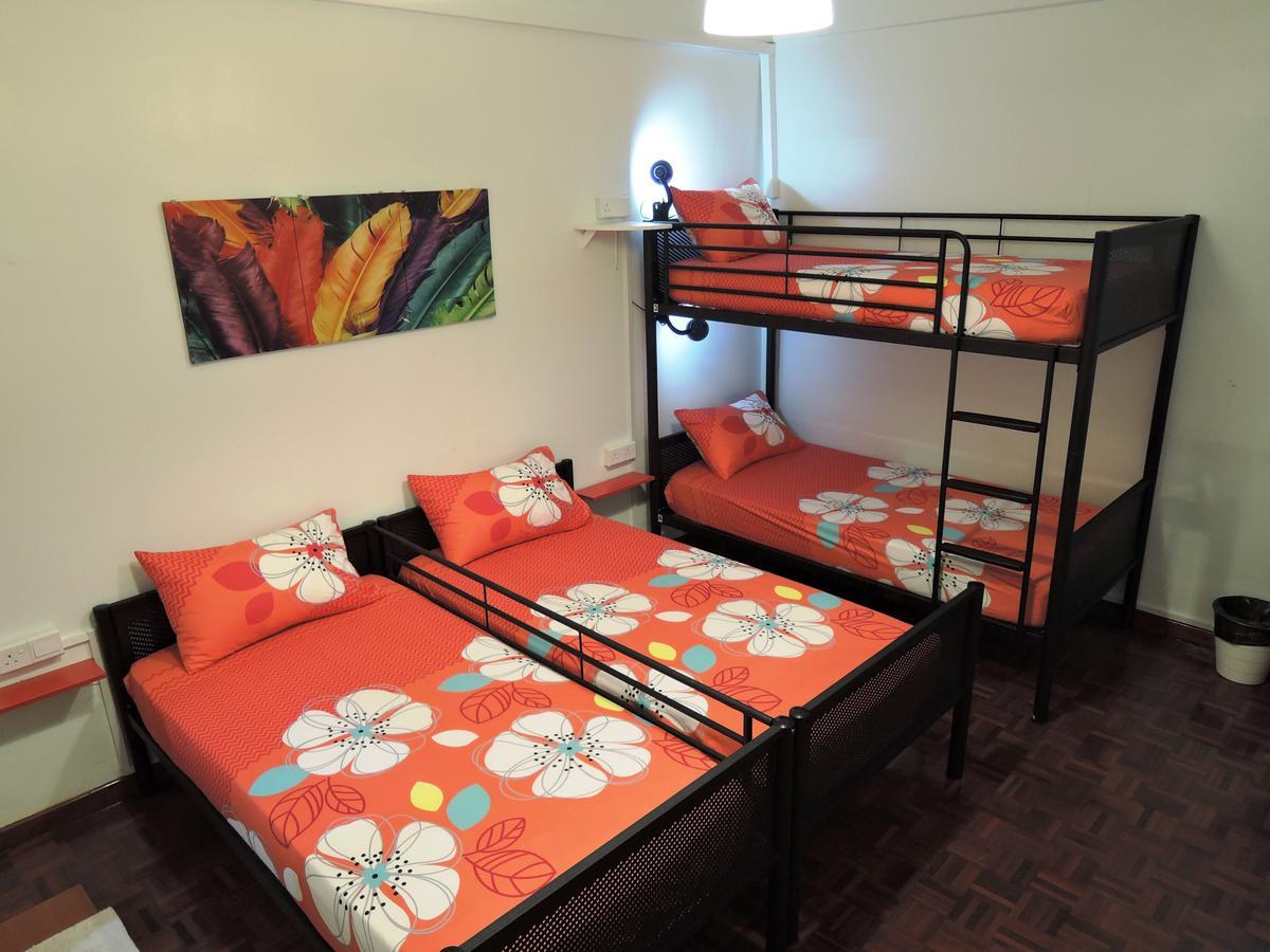 The Pillohouzzze Hotell Malacca Exteriör bild